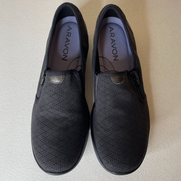 Aravon Wembly Side Zip Faux Suede Shoes Size 8.5 Narrow - Picture 2 of 16